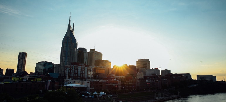 Nashville skyline at sunset, a view of city life in Tennessee