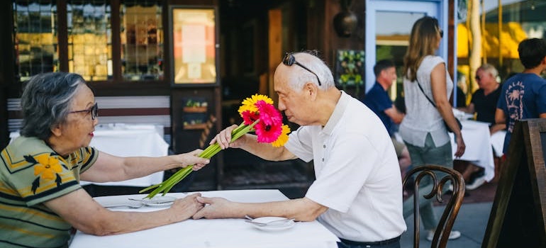 An elderly couple at a Memphis restaurant, a good place to meet friends